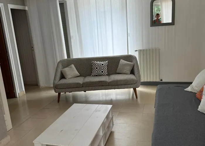 Casa de hóspedes D'hotes Des Tours A La Rochelle (Charente-Maritime)