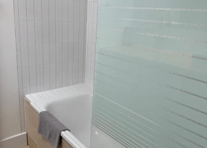 D'hotes Des Tours A 3* La Rochelle (Charente-Maritime)