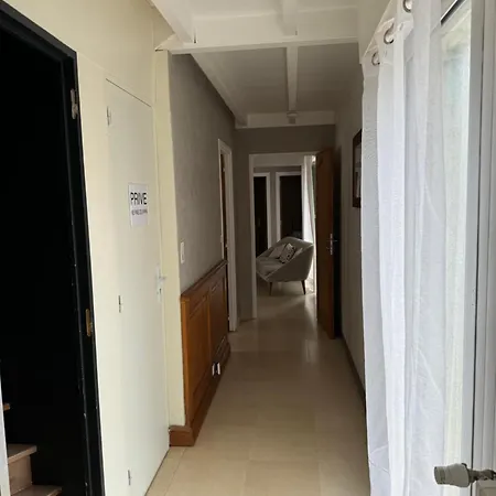 D'hotes Des Tours A 3*